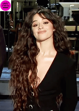7 Expert Tips for Refreshing Curly Hair Between Washes
