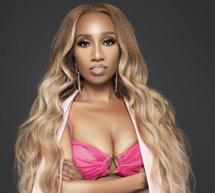 7-Ways-to-Adapt-Your-Beauty-Routine-During-the-Coronavirus OUCH MAGAZINE