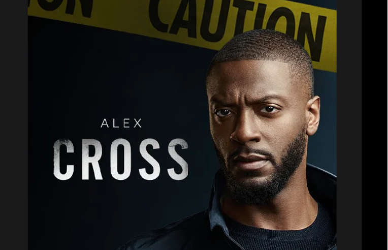  Aldis Hodge 