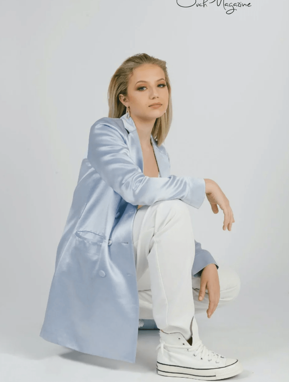 Gen Z issue starring Singer Indi Star - OUCH! MAGAZINE 