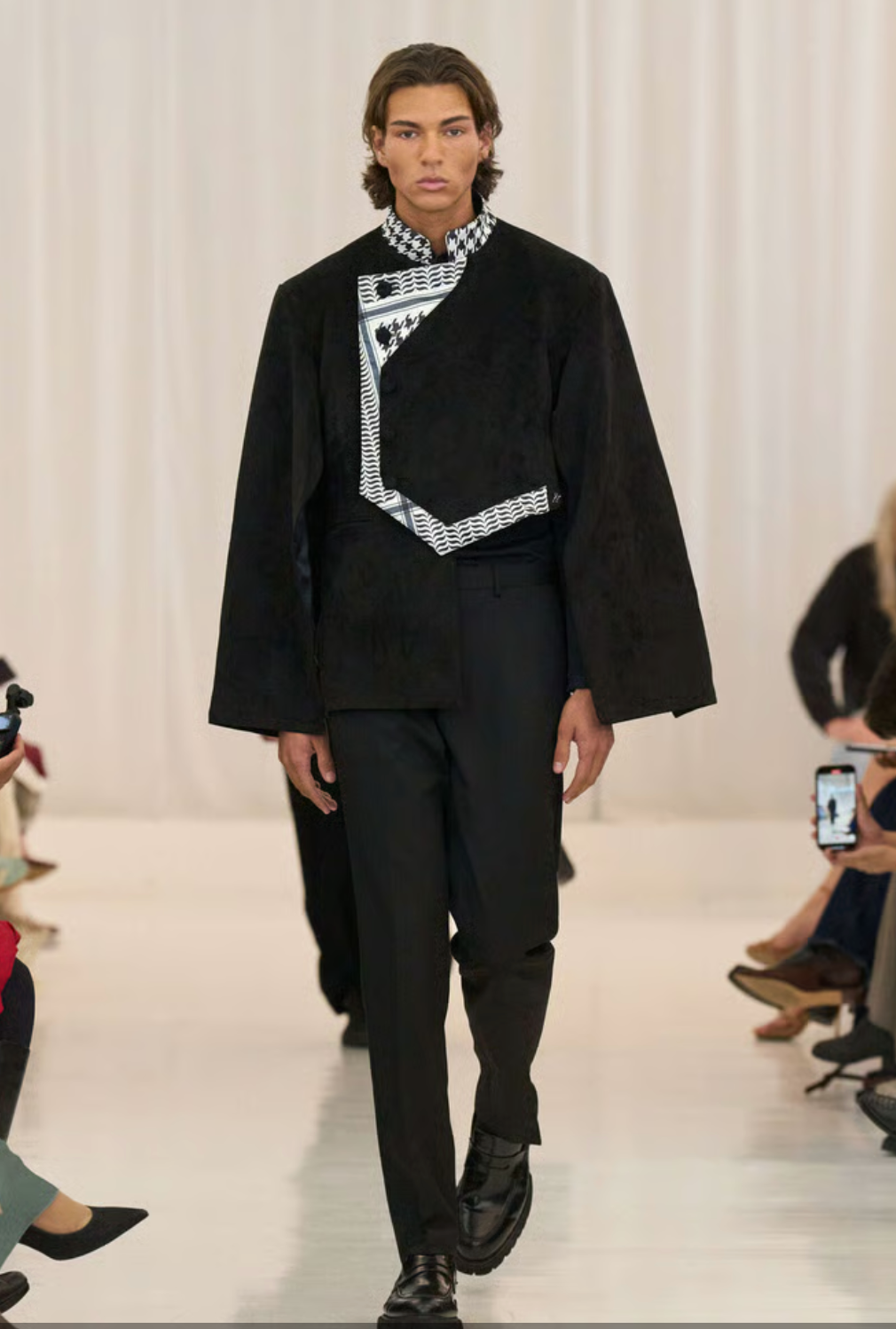Modest Now X Muslimi Fall-Winter 2026 – OUCH! MAGAZINE