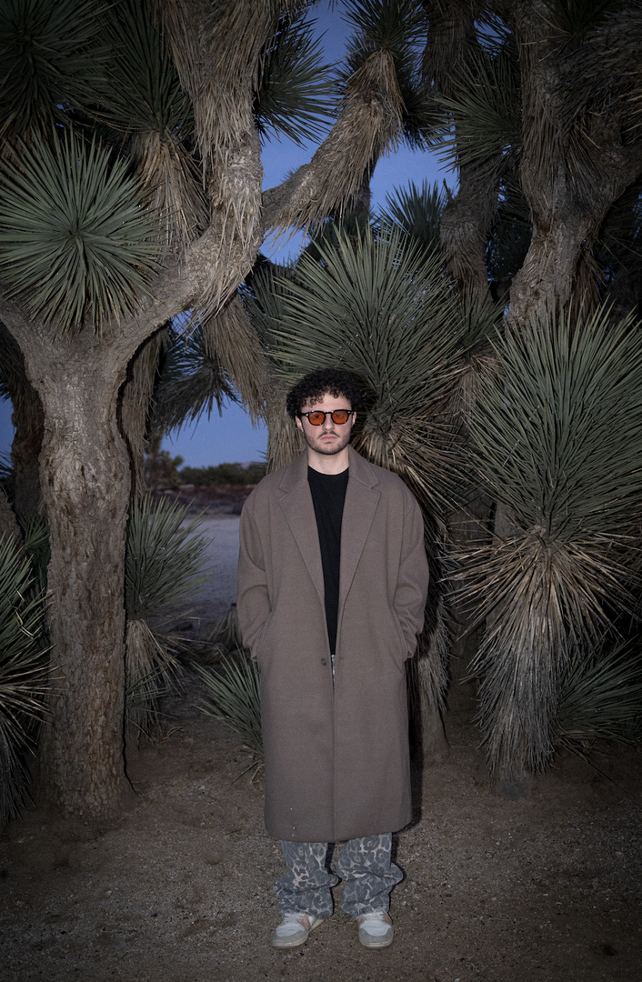  LinoXren's New Album PLASTIC MADE 