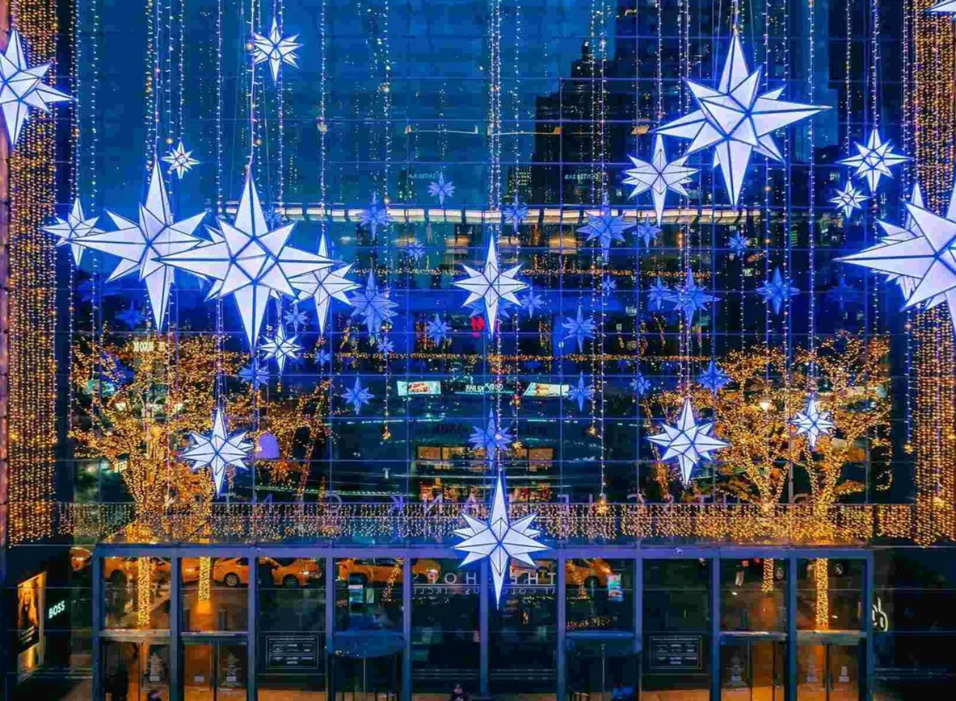 Experience the Most Luxurious Holiday at Columbus Circle