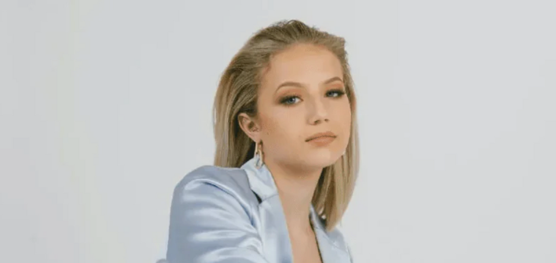 Gen Z issue starring Singer Indi Star