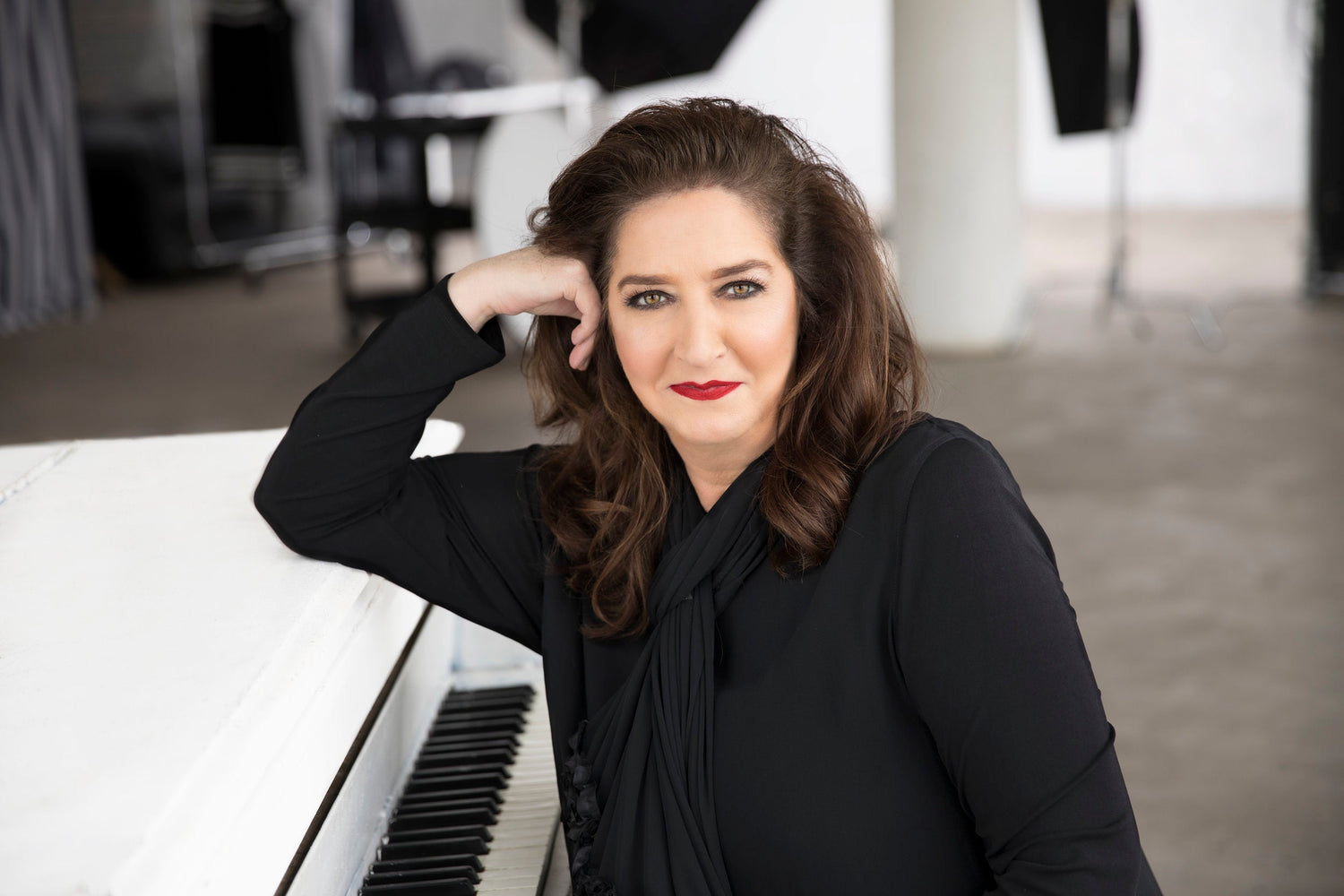 Unlock Your Vocals with Valerie Fahren's Top Tips