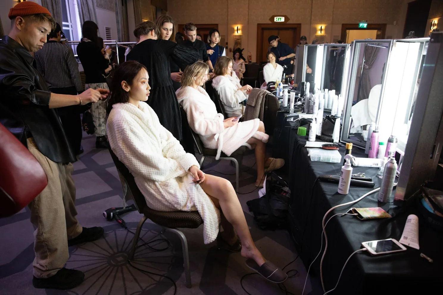APUJAN AW/20 - Beauty Looks