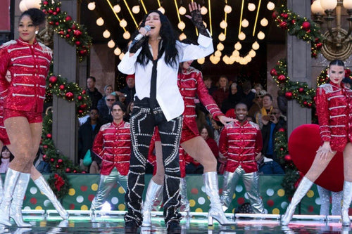 Cher performs at the Macy's Thanksgiving Day Parade - Ouch! Magazine